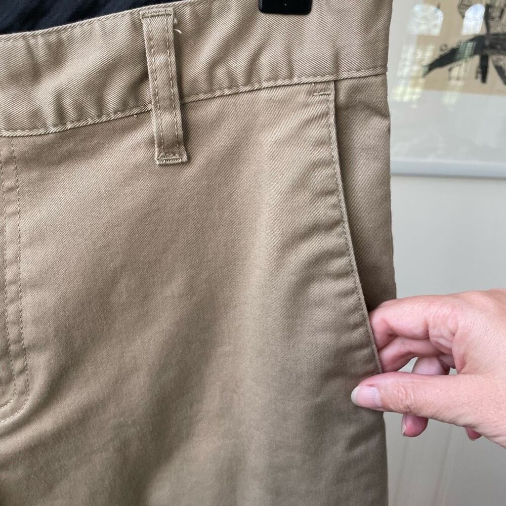 Volcom Taupe Tan Twill Shorts 30 x 9.5 - Picture 2 of 6
